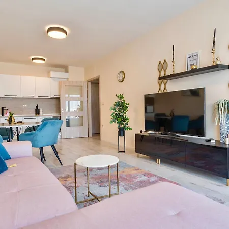 Blue Lagoon Seafront