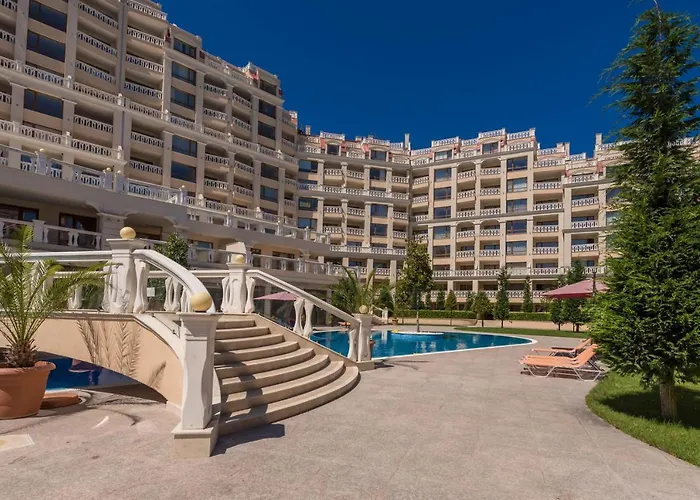 Blue Lagoon Seafront