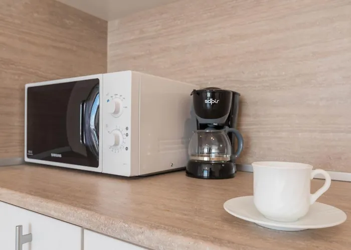 Blue Lagoon Seafront * וארנה