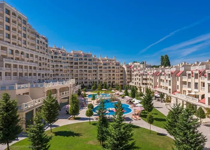 Blue Lagoon Seafront