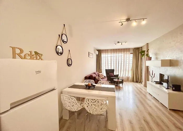 Blue Lagoon Seafront