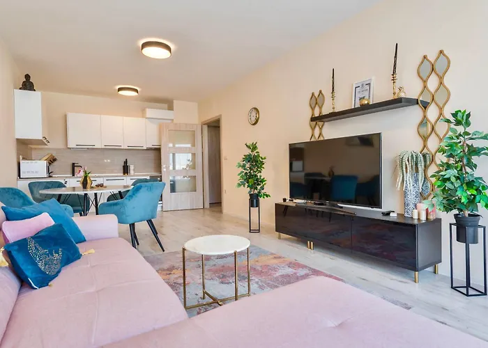 Blue Lagoon Seafront